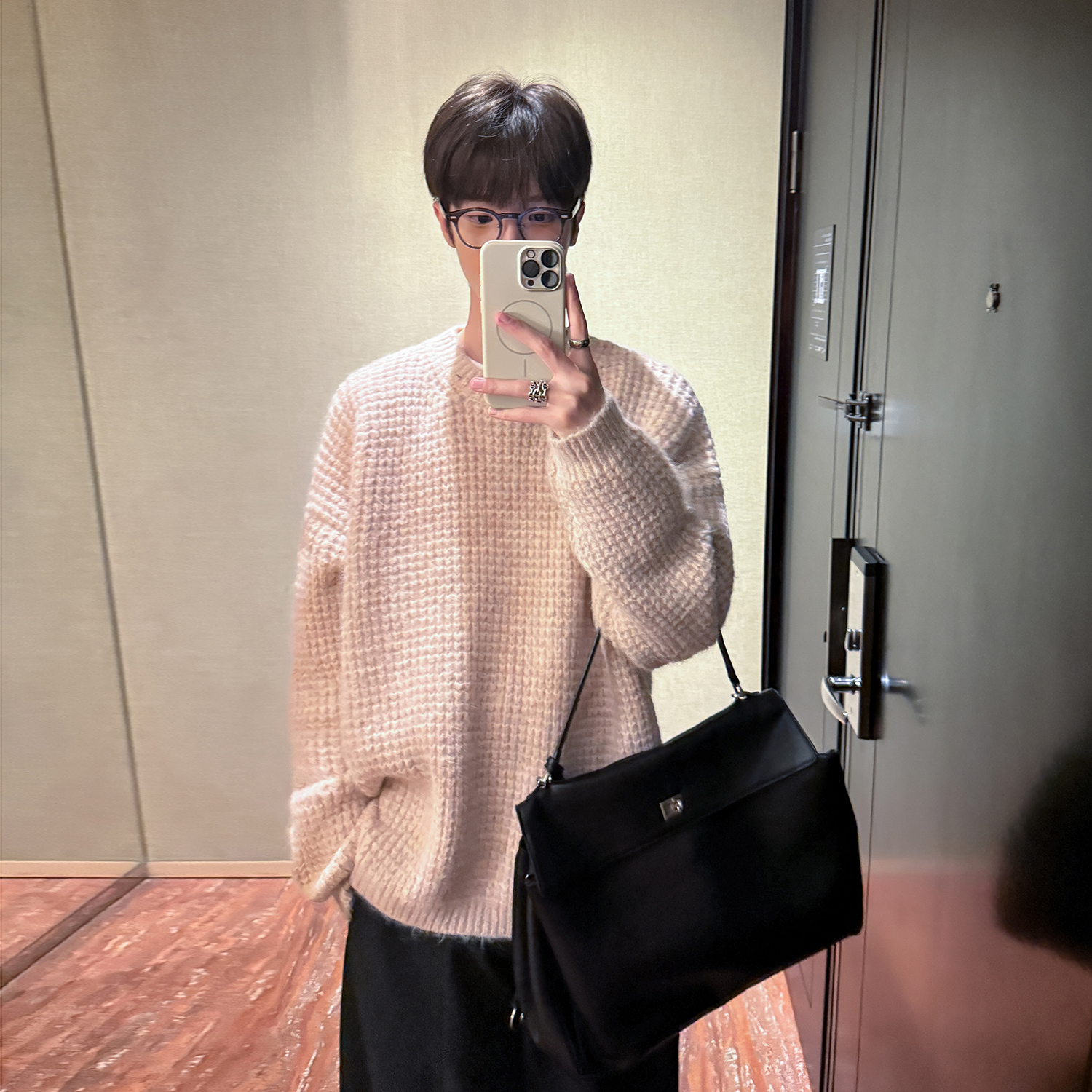 高林凡 纯色圆领套头保暖毛衣男女秋冬简约加厚宽松打底衫