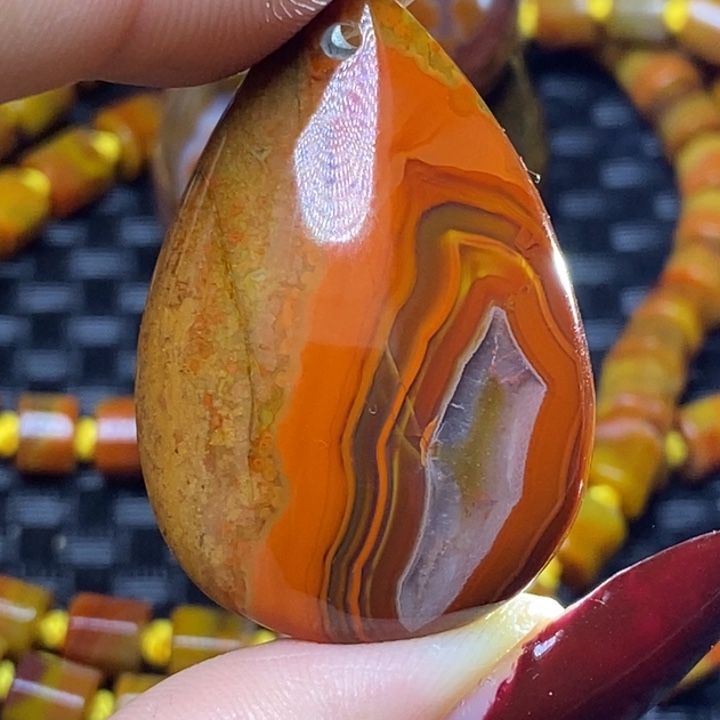 玛瑙/玉髓颈饰未镶嵌