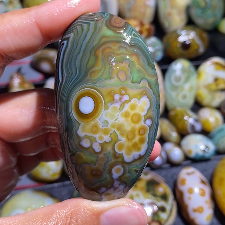 玛瑙/玉髓珠宝奇石未镶嵌