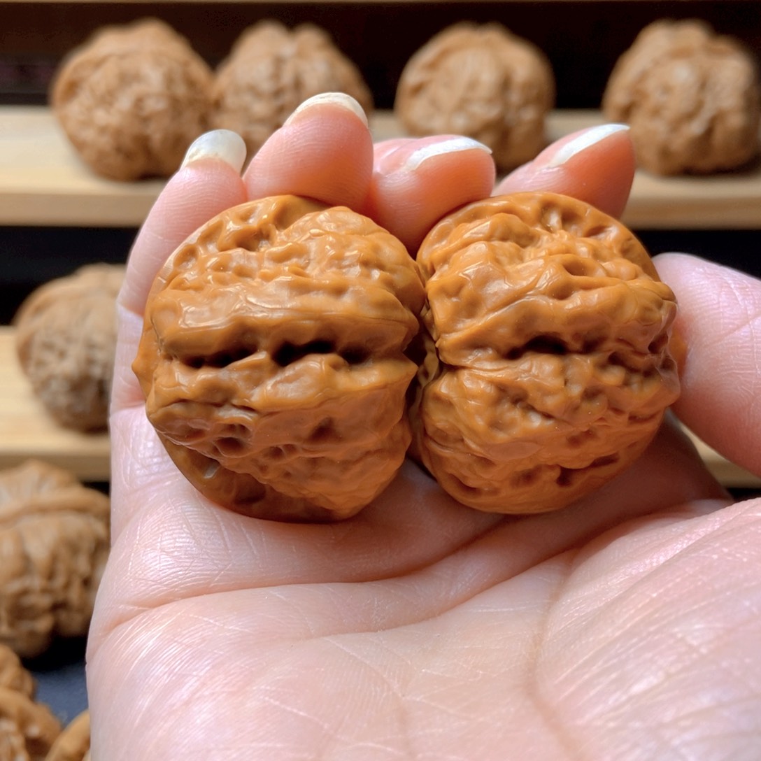 文玩核桃吊坠?***…蛤蟆头