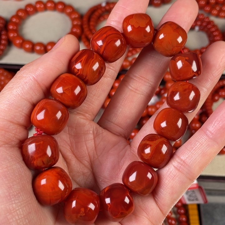 南红玛瑙手链未镶嵌