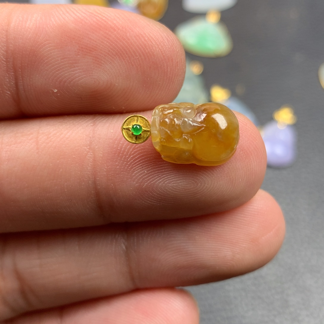 【闪购商品】颈饰18K金镶嵌翡翠翡翠