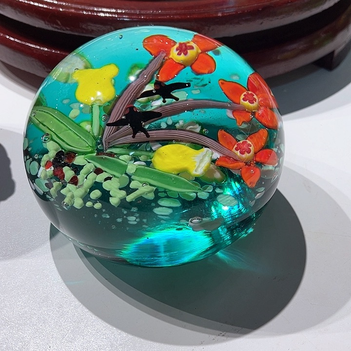趙纯手工制作琉璃产品瑕疵炸底