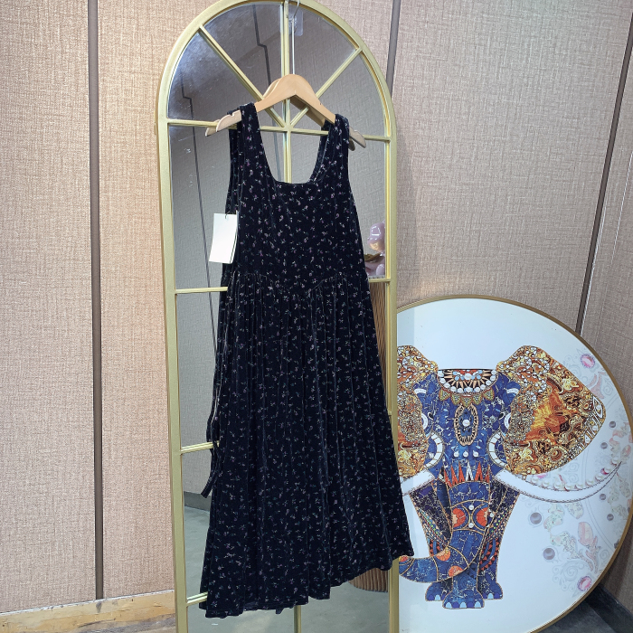 BQ899孕妇黑色波点背带裙80-*115