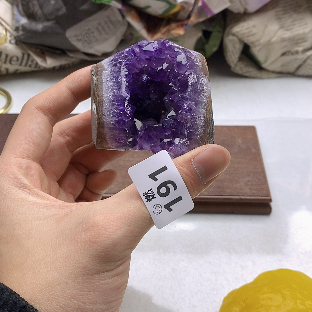 紫晶大型摆件（非配饰）未镶嵌