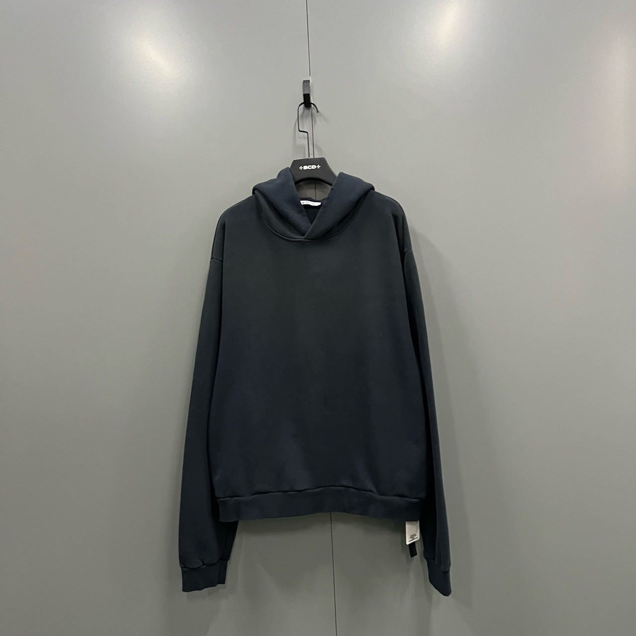 95新 maje (ll）Acne背后印花帽衫 L码/95新604542