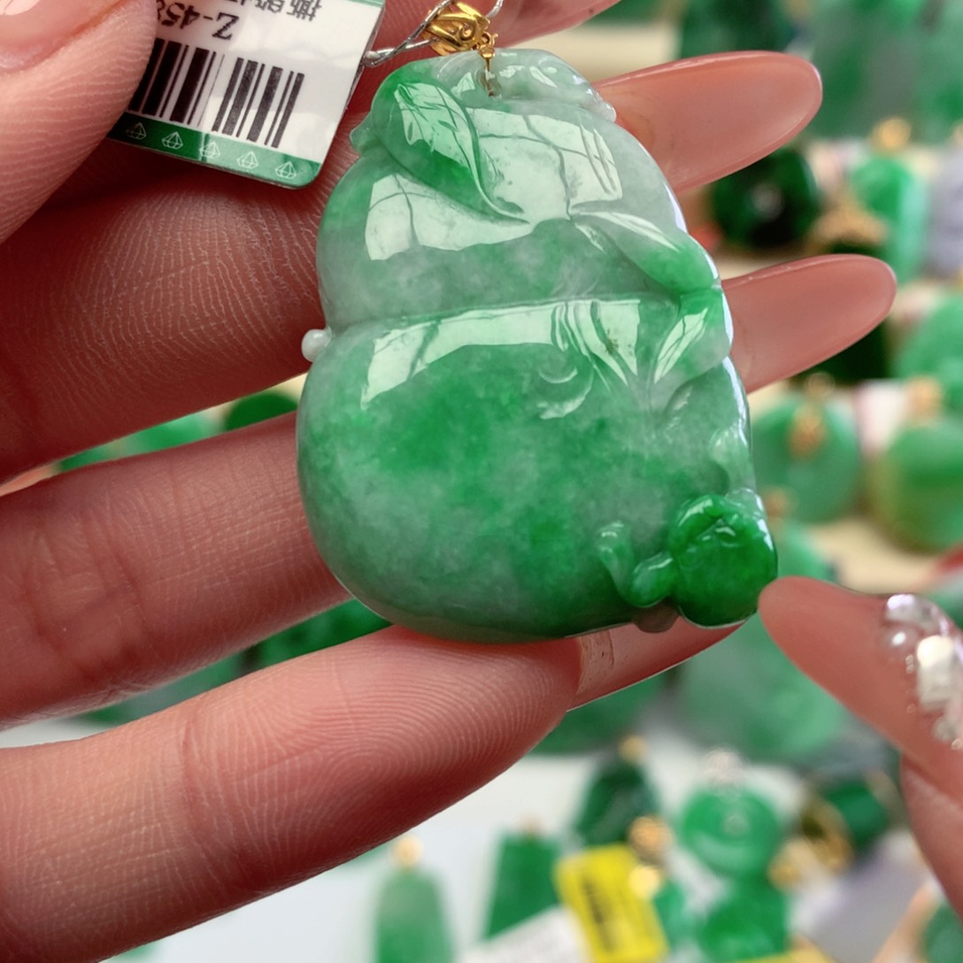 翡翠吊坠(不含链)18K金镶嵌挂件