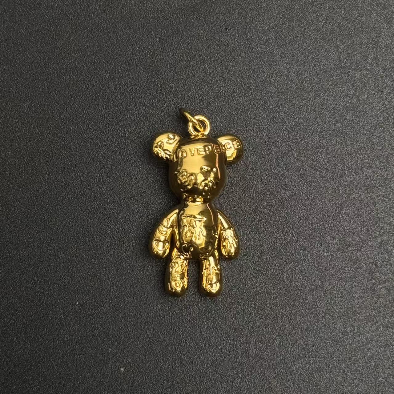 【金枝原】足金999 无脸暴力熊吊坠