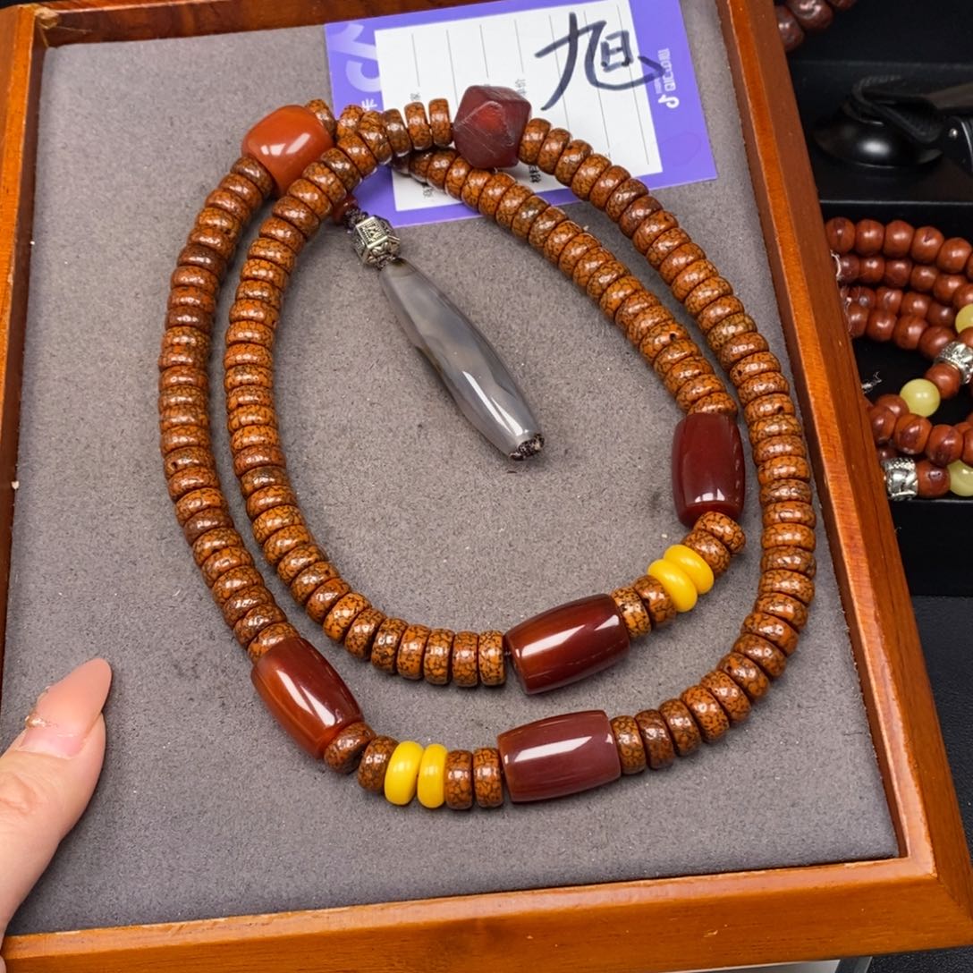 星月菩提吊坠手****柔星月