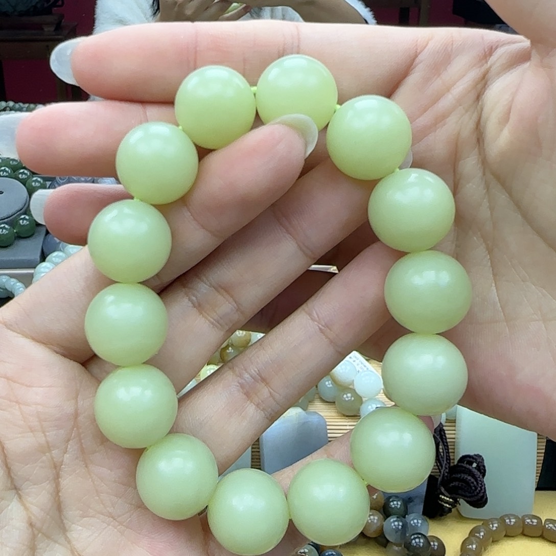 和田玉手链未镶嵌