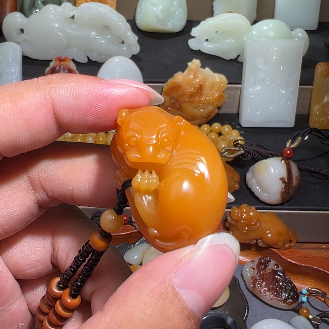 和田玉颈饰未镶嵌我****…