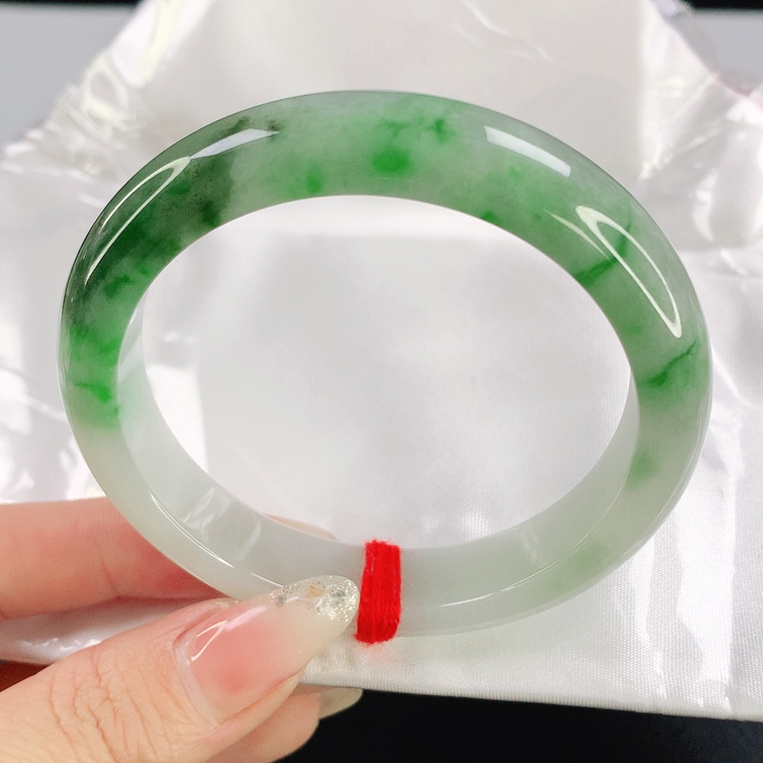 翡翠手镯未镶嵌2868翡翠