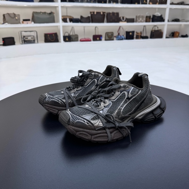 未使用 Balenciaga/巴黎世家 44码 3XL 做旧款