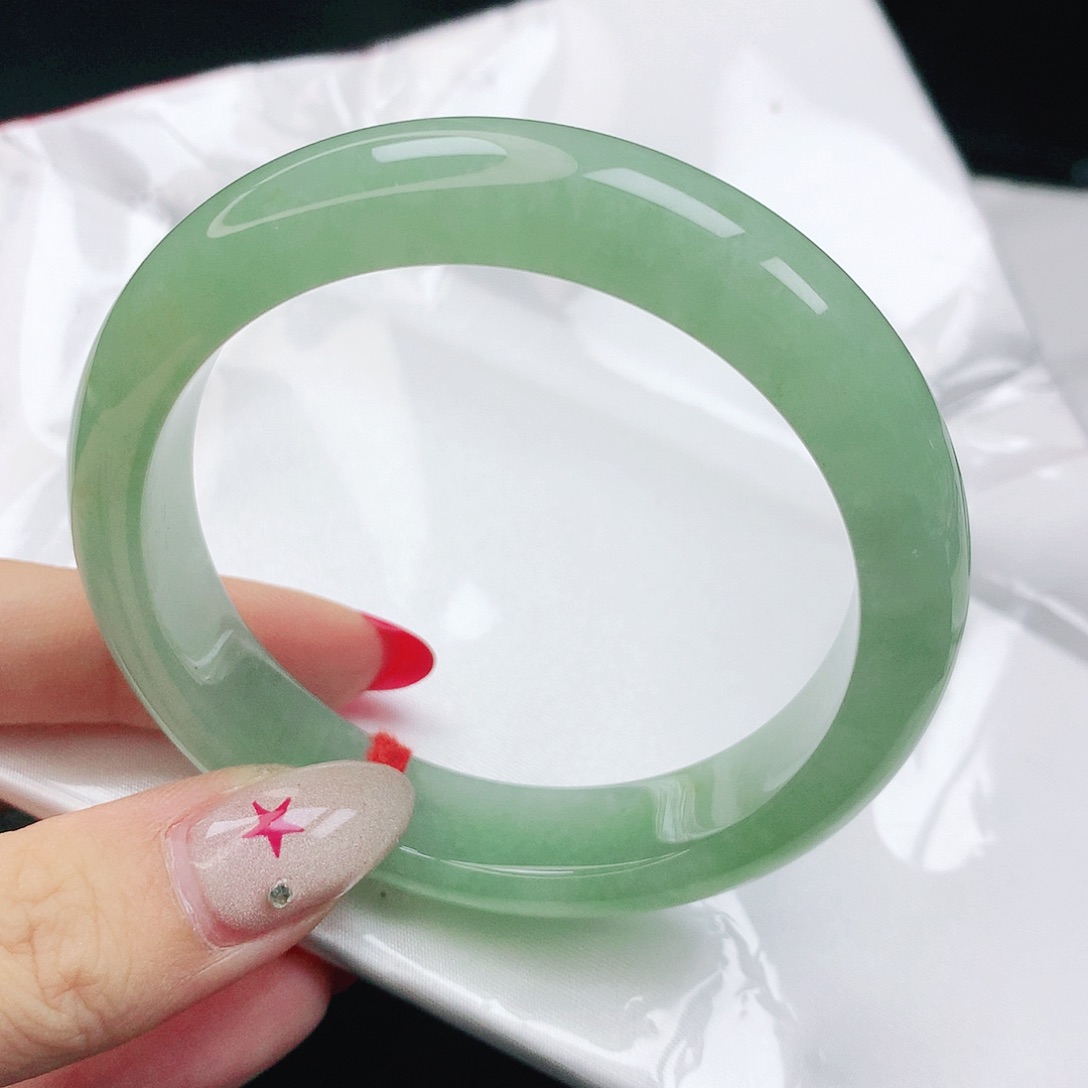 翡翠手镯未镶嵌翡翠56.3