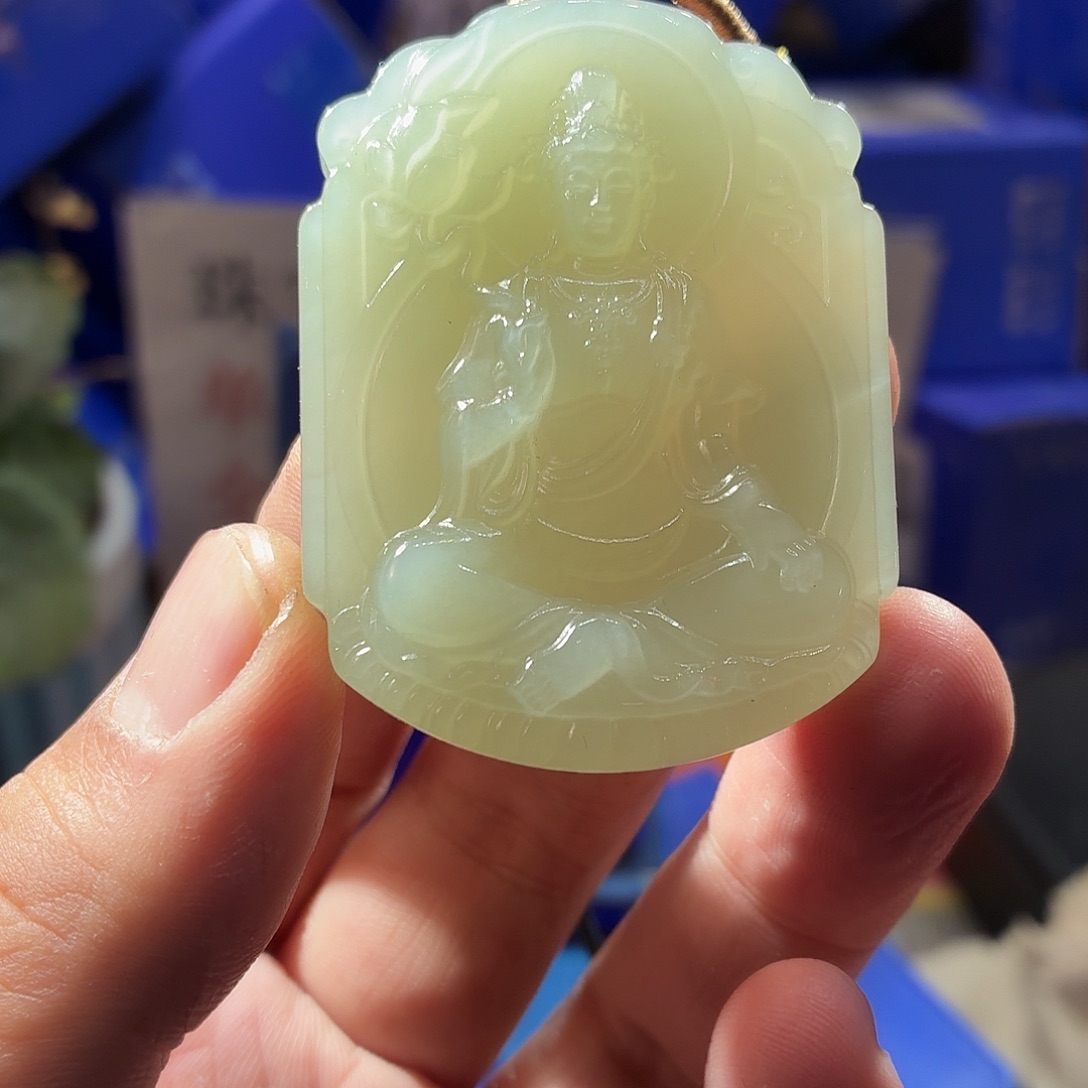 和田玉（糖玉）未镶嵌颈饰