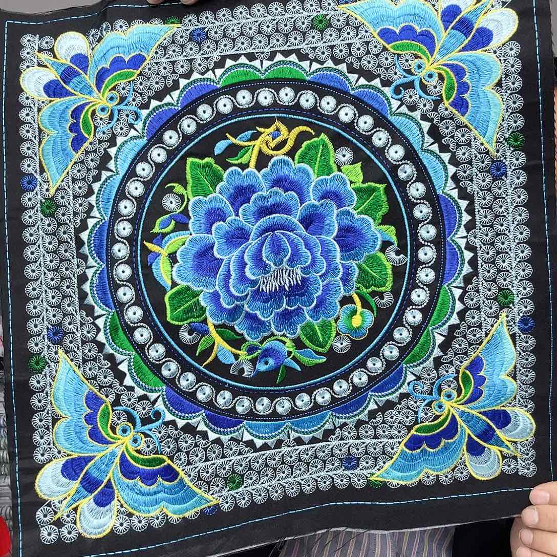 尺寸37厘米×37厘米