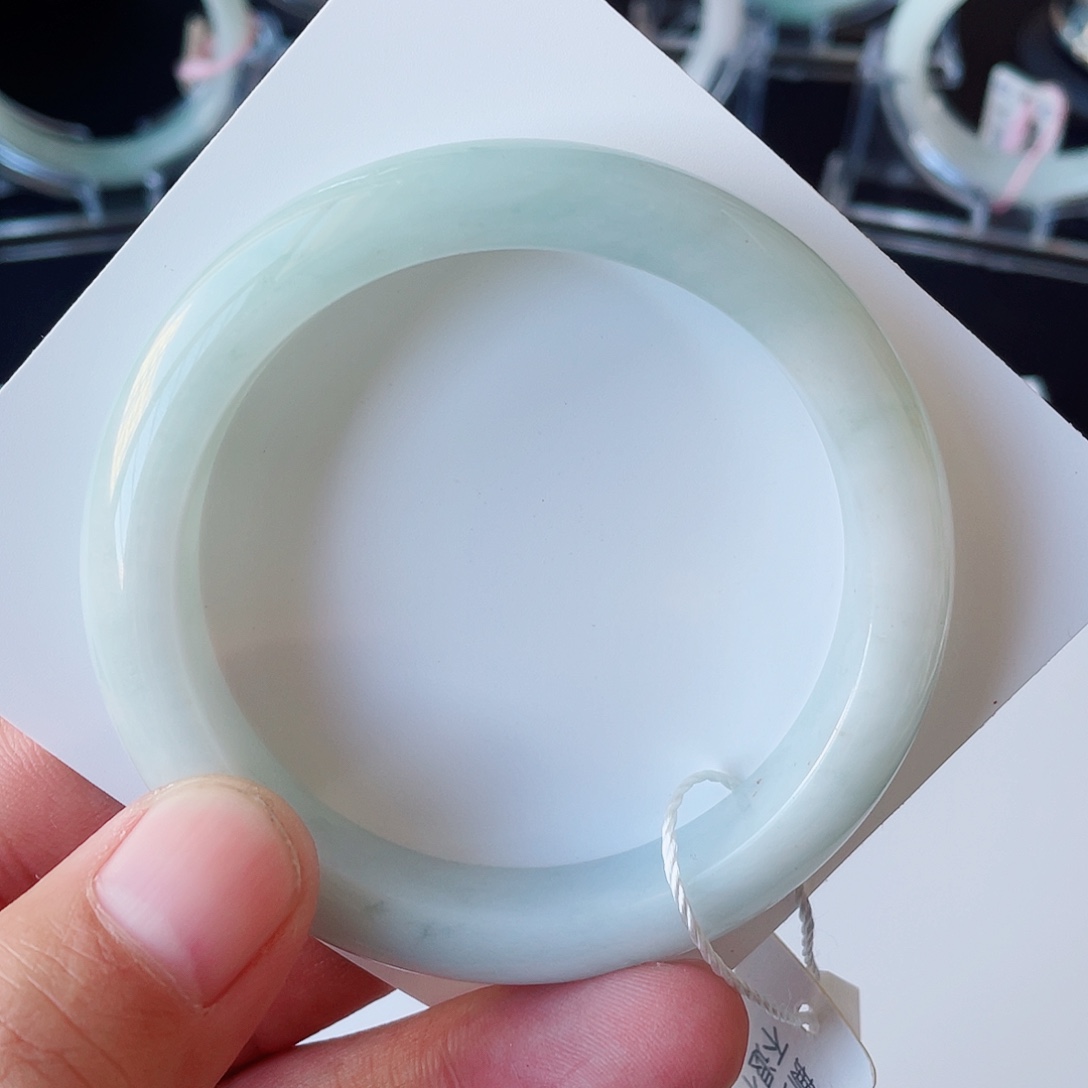 翡翠未镶嵌手镯578