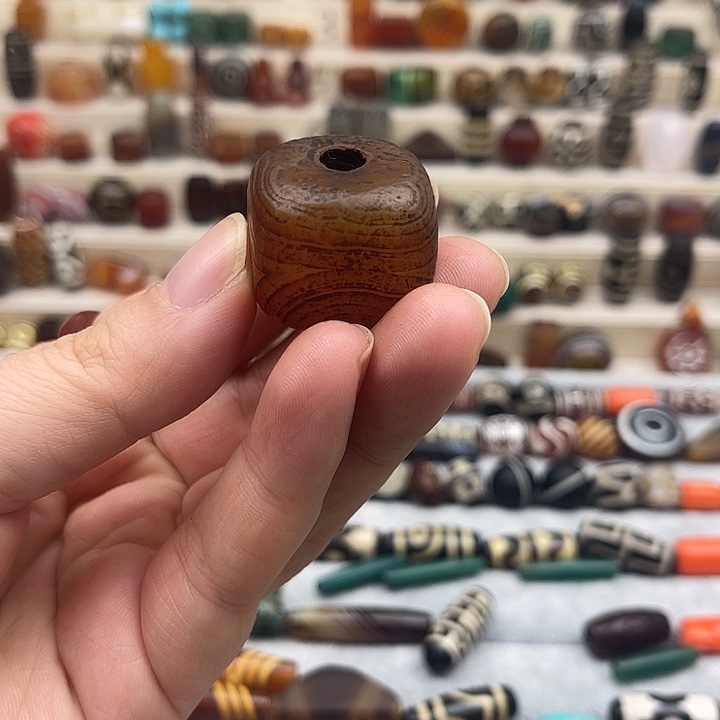 合金颈饰玛瑙/玉髓