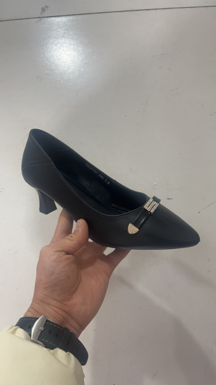 7761头层牛皮单鞋