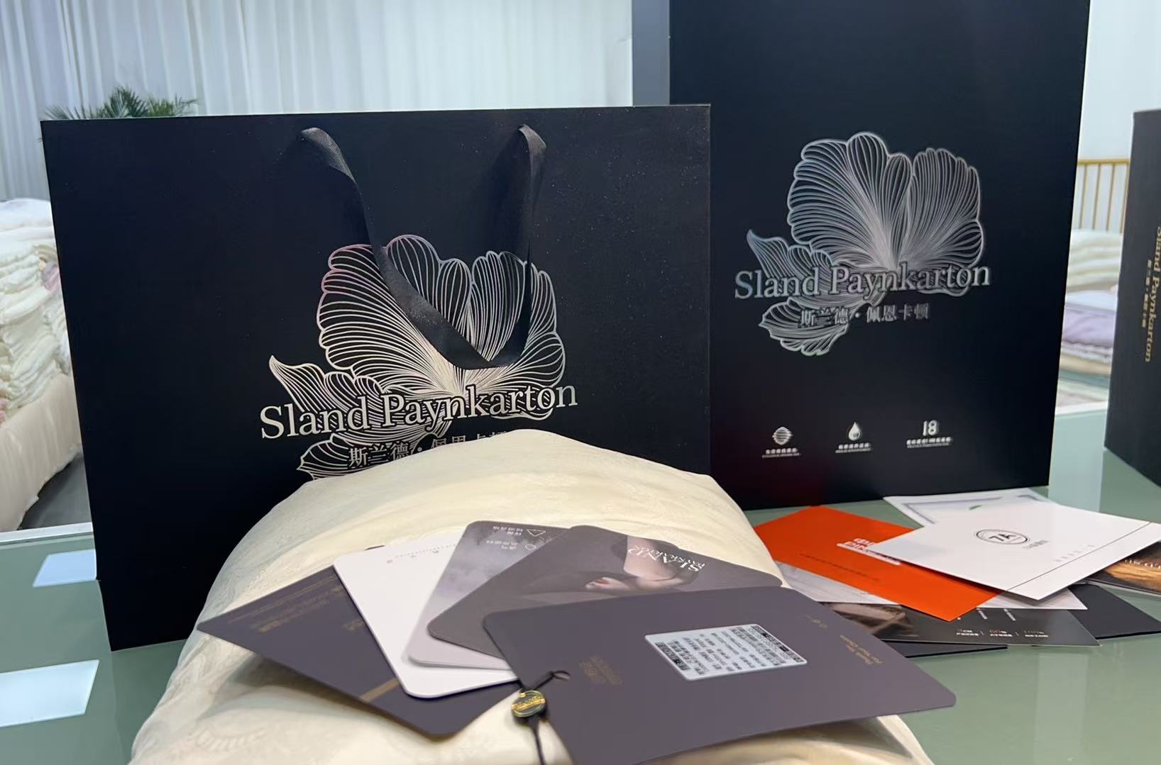 专柜款-【Fendi】浅香槟-100%纯手工蚕丝被 黄金丝  礼盒礼箱发货