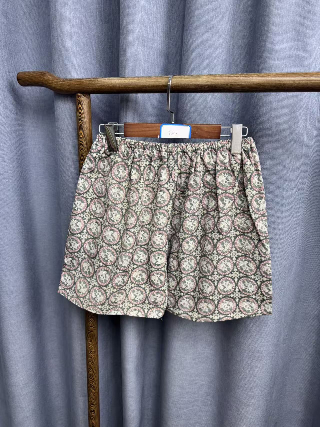 夏季新款时尚休闲桑蚕丝居家打底短裤T605