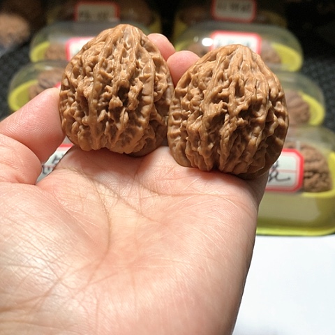 吊坠文玩核桃京八对