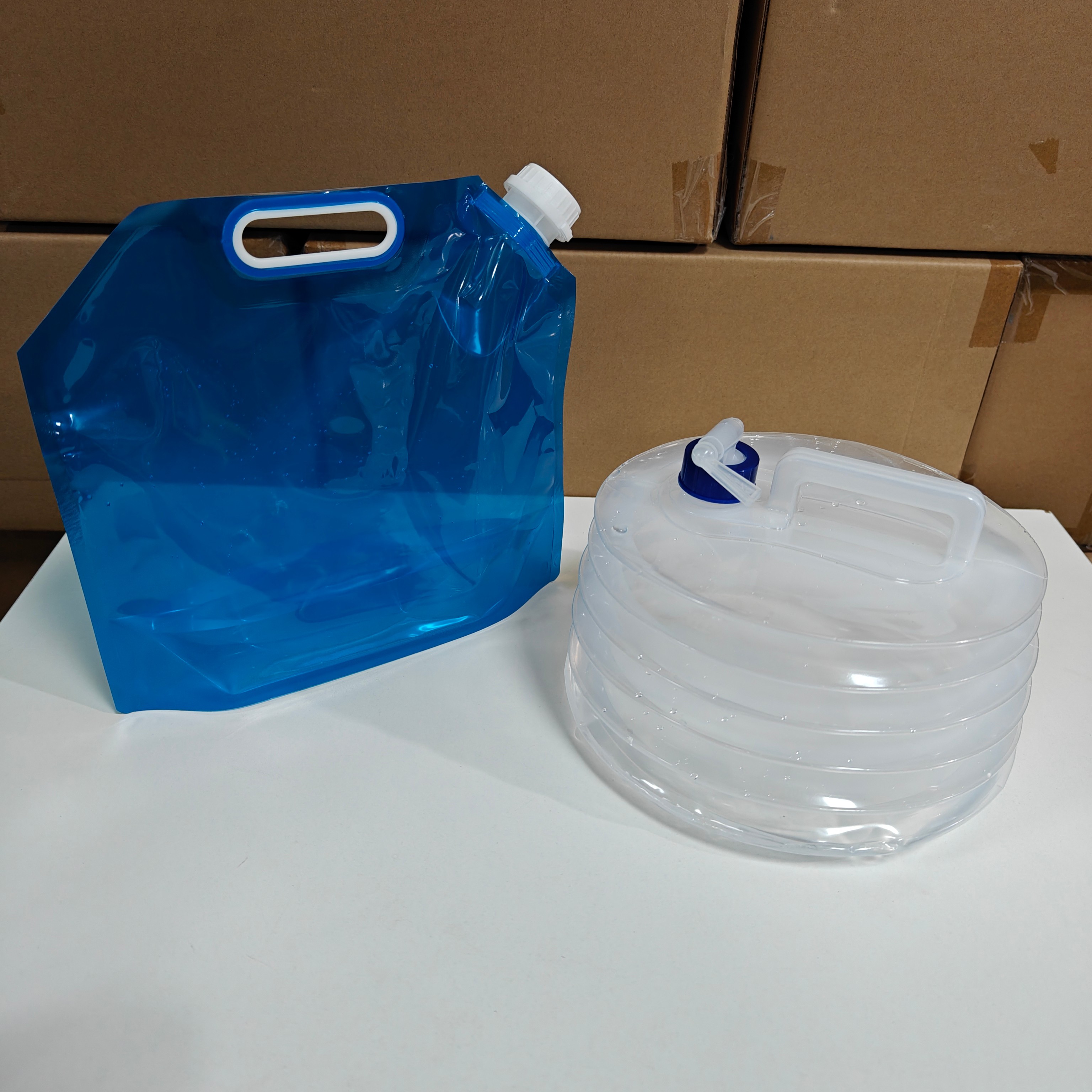 户外便携大容量折叠水袋露营登山车载储水好帮手