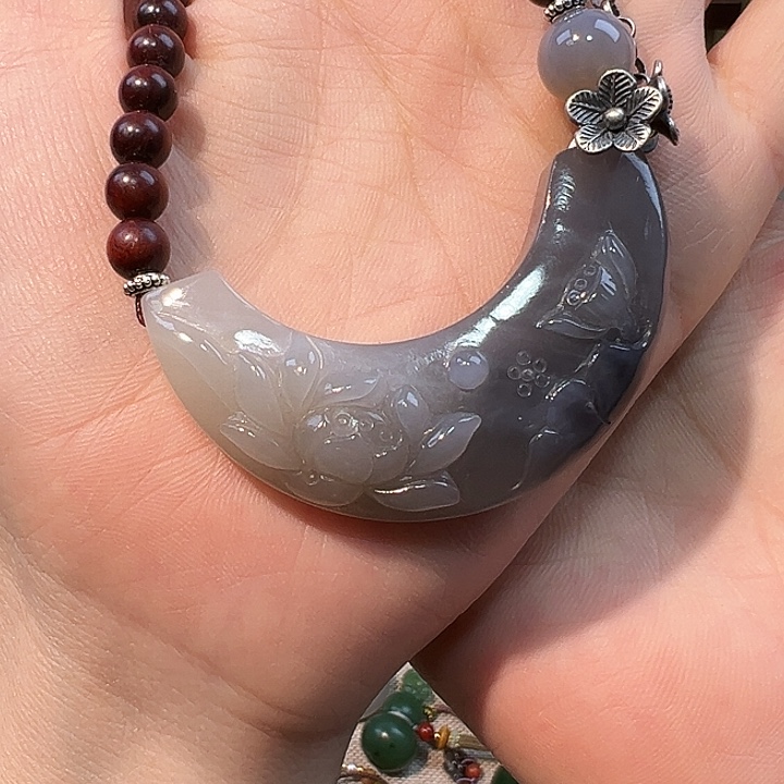 颈饰未镶嵌和田玉囡*子