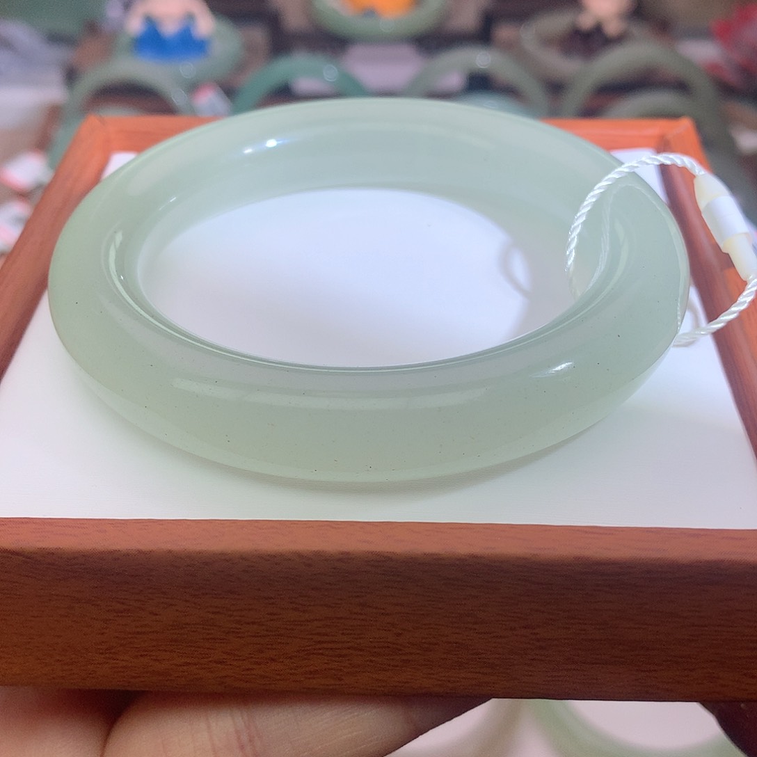 未镶嵌手镯东陵石56+