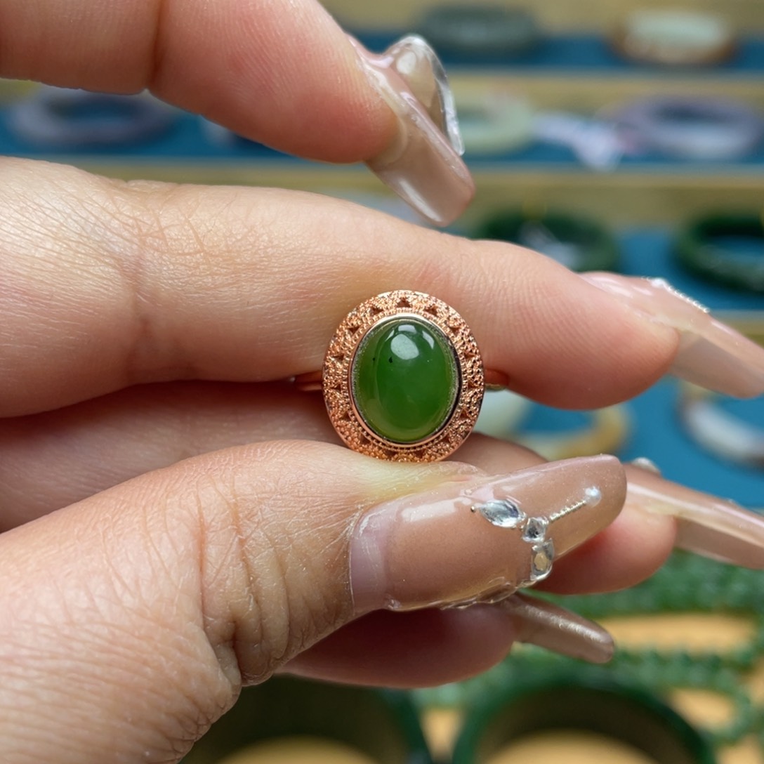 和田玉戒指未镶嵌