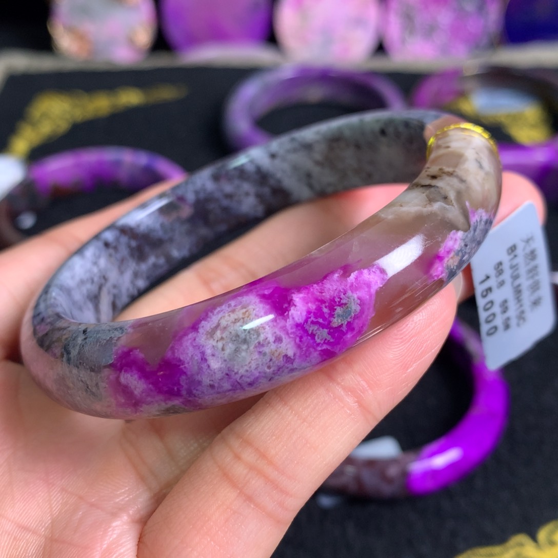 未镶嵌苏纪石（舒俱来）樱花手镯财*眯