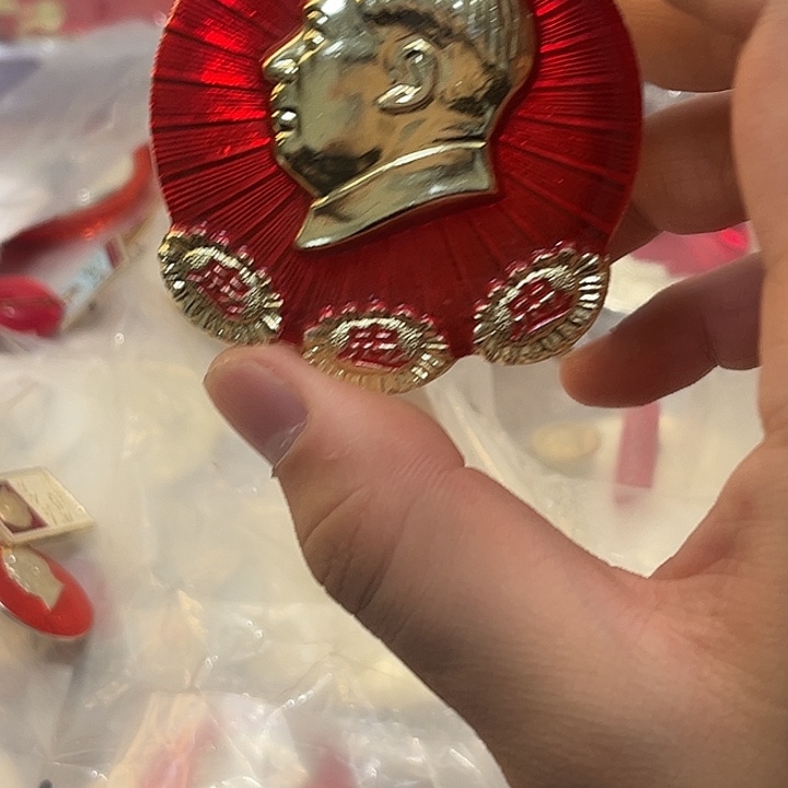 上***云像章鱼一样有多长