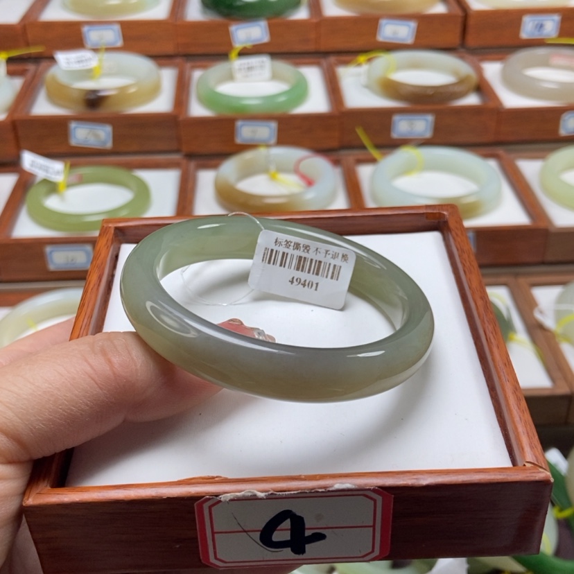 【闪购商品】和田玉（糖玉）手镯未镶嵌55