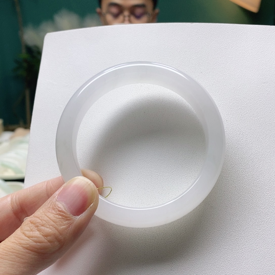 石英岩玉手镯未镶嵌@*62