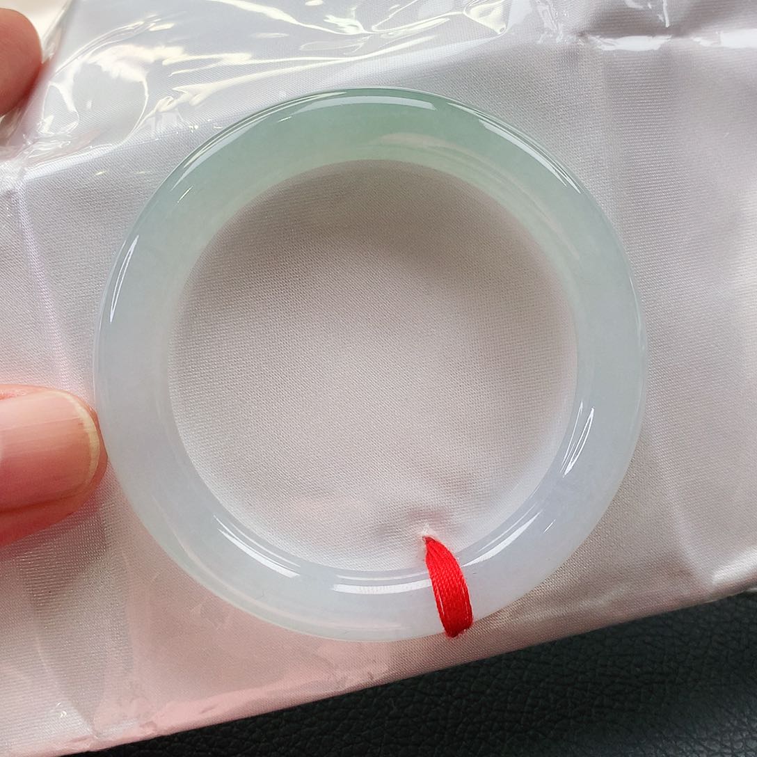 未镶嵌手镯翡翠天然翡翠手镯
