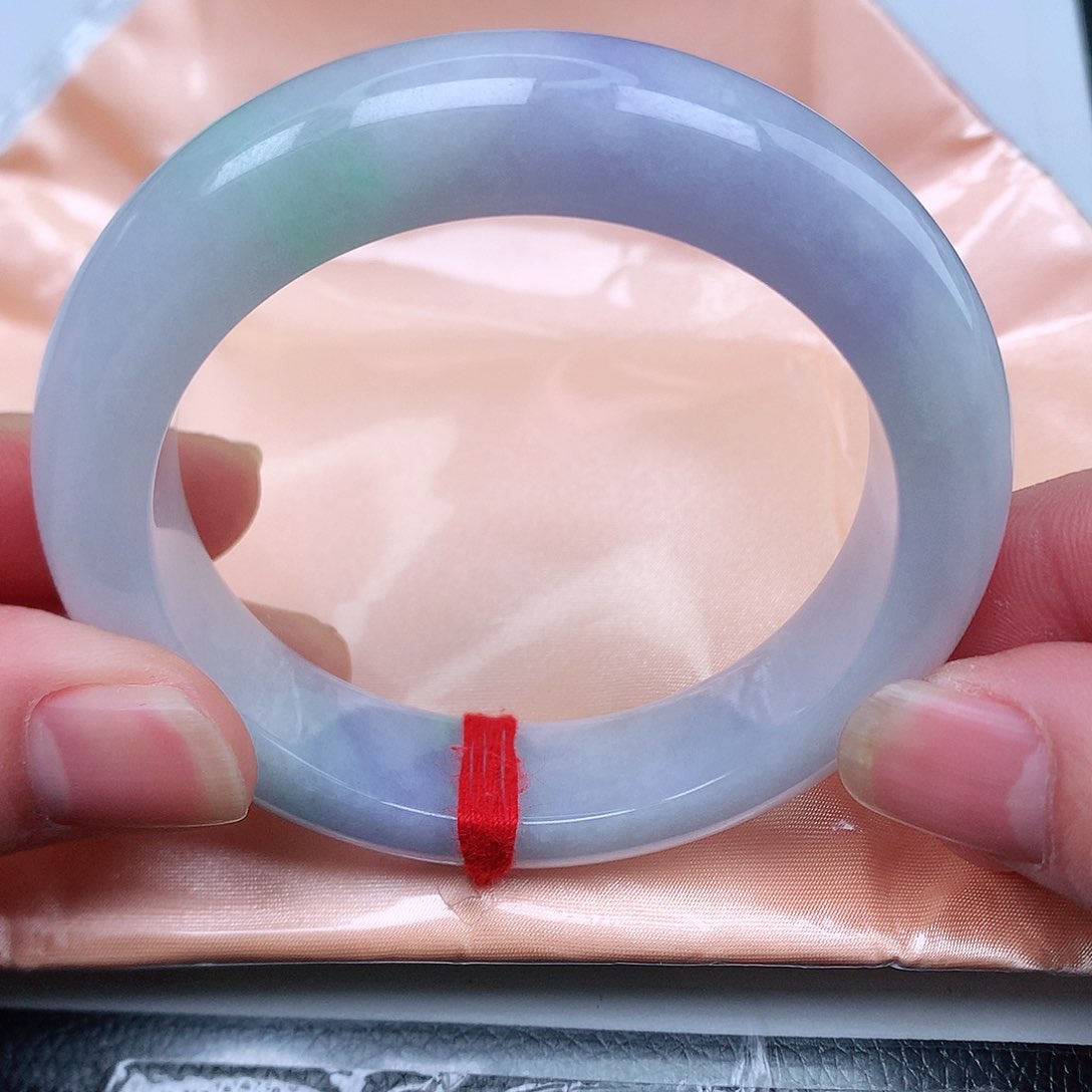 翡翠手镯未镶嵌天然