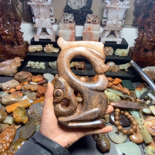 未镶嵌和田玉摆件