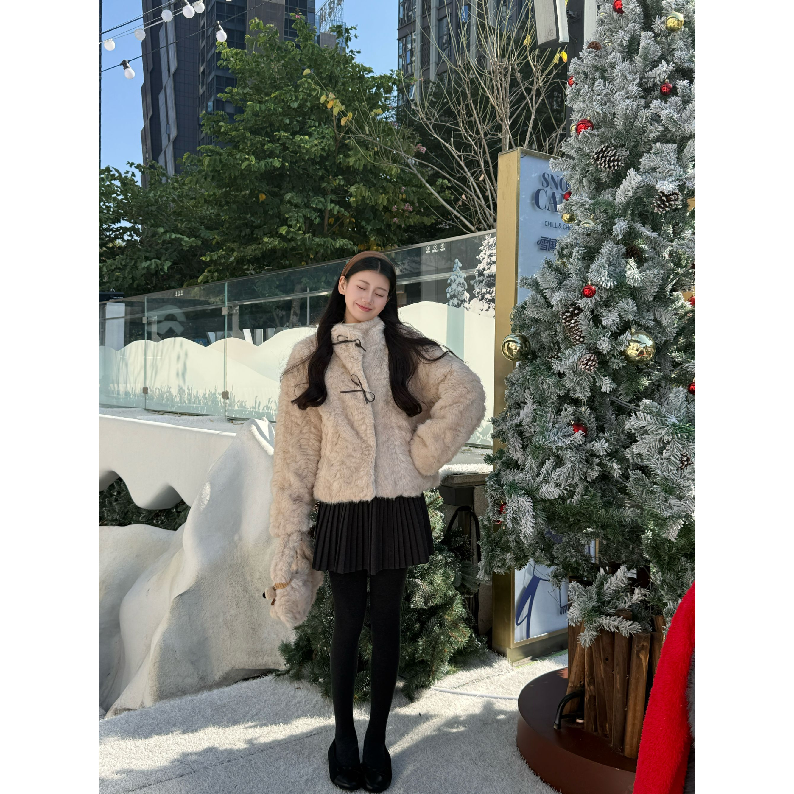 韩系高端蝴蝶结皮毛一体外套气质百搭2025冬新款