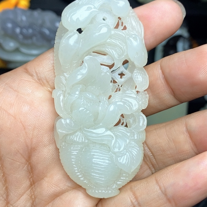 颈饰未镶嵌和田玉