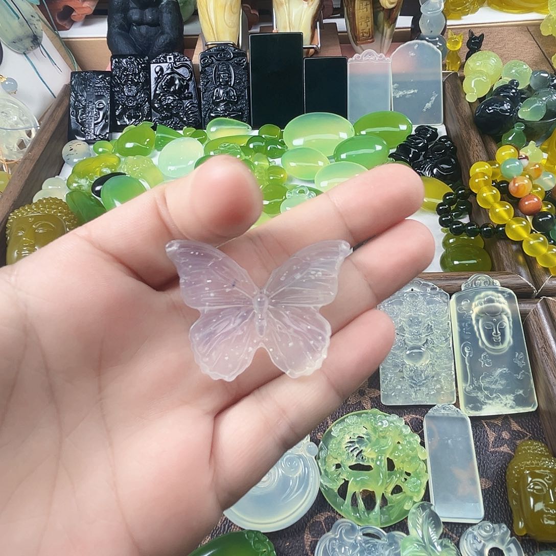 岫玉未镶嵌吊坠(不含链)