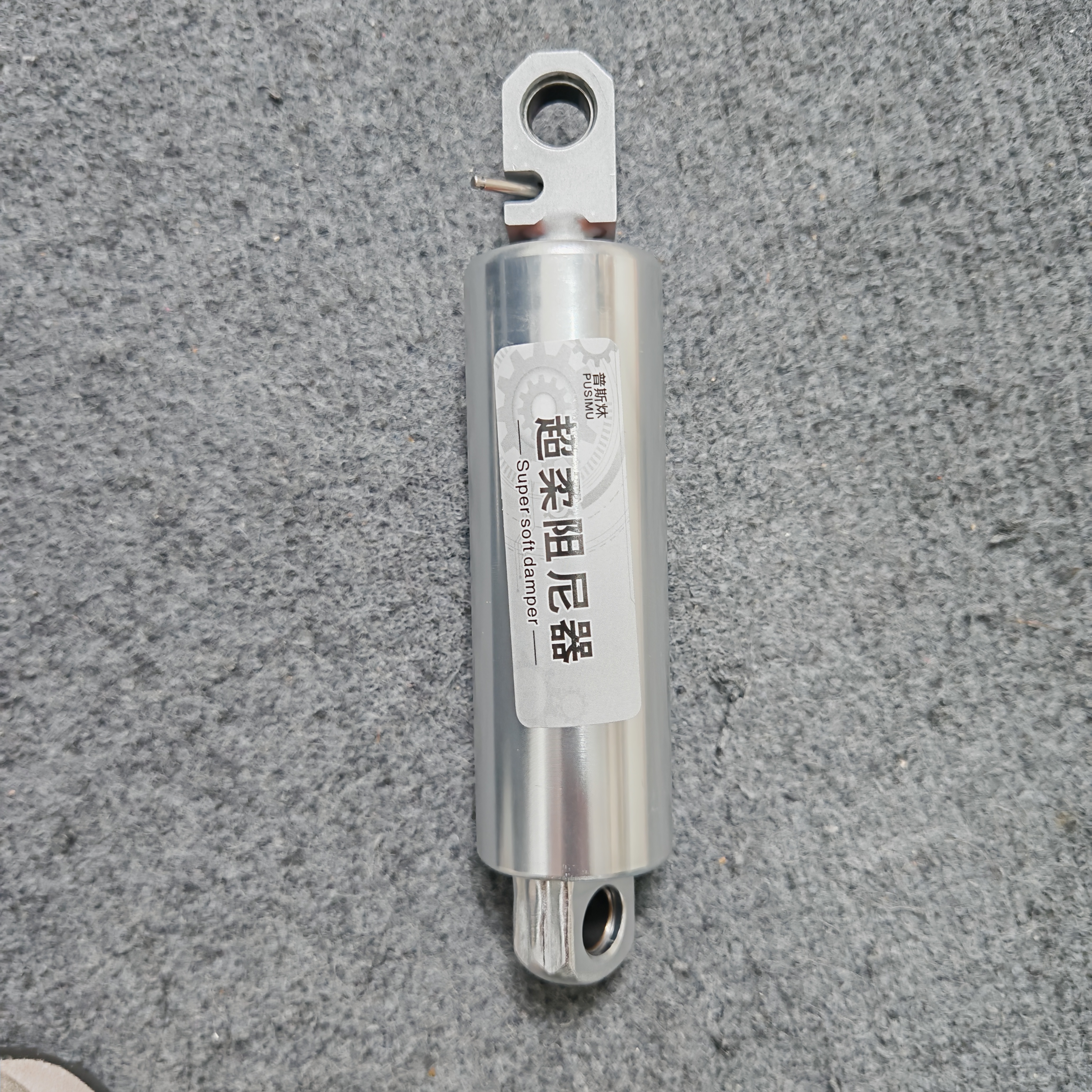 格拉默柔软型阻尼器适用德龙X3000格拉默90.3解放J7格拉默90.6