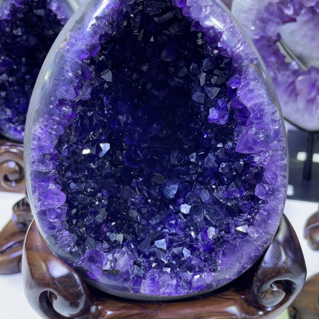 乌拉圭紫晶龙蛋工艺品