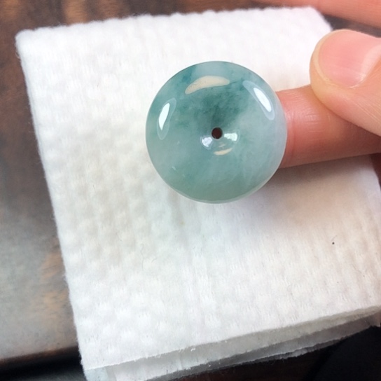 翡翠未镶嵌颈饰缅甸A货，每天下午1点半开播