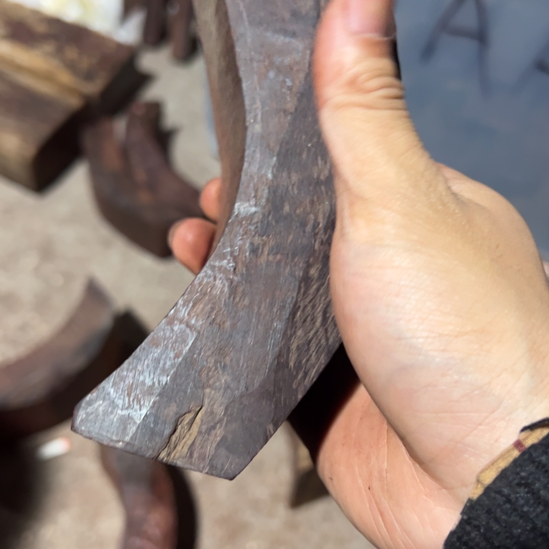 紫檀木类端景台权*哥印度小叶紫檀琴料