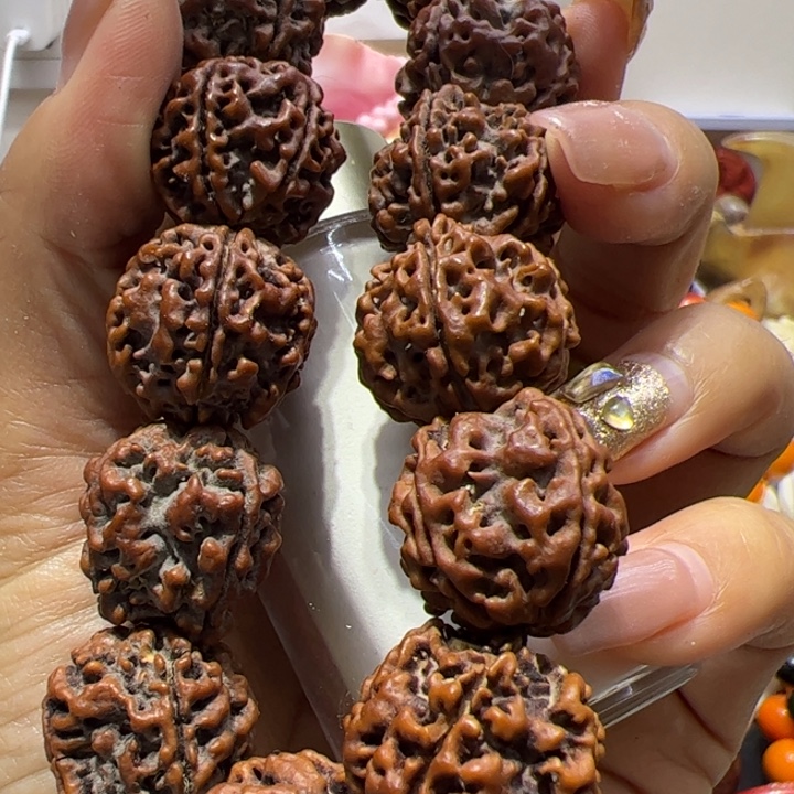 玻璃挖粉一罐福利