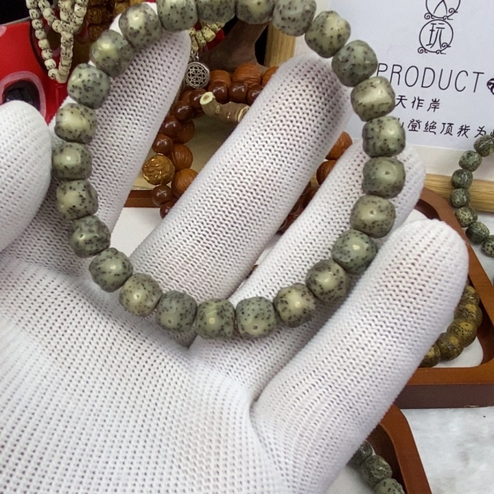 星月菩提手串纯手工无相糯冰石玉料9改