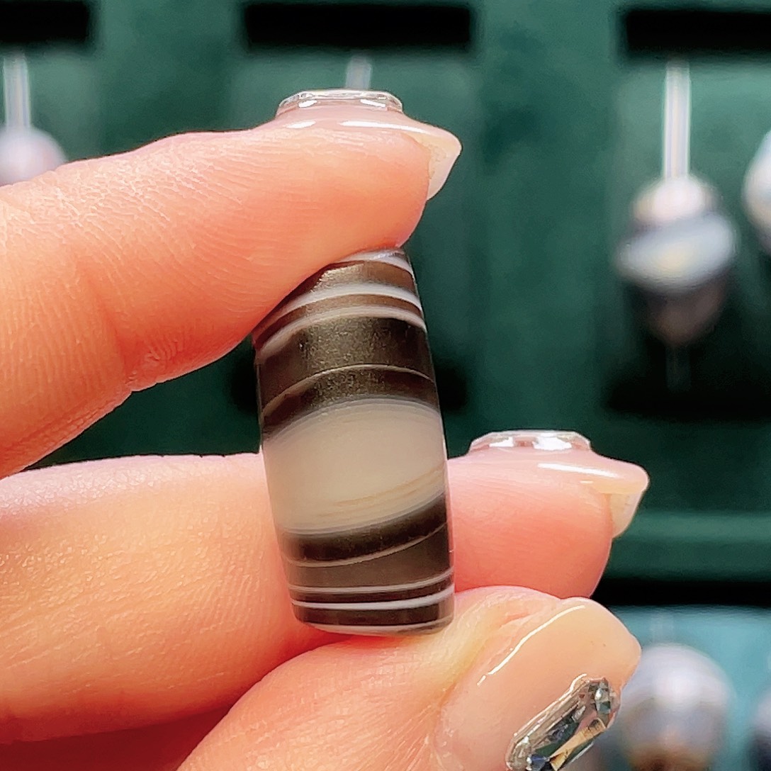 宝***¥玛瑙/玉髓未镶嵌珠宝半成品