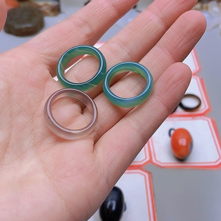【闪购商品】未镶嵌玛瑙/玉髓珠宝半成品蝉****了