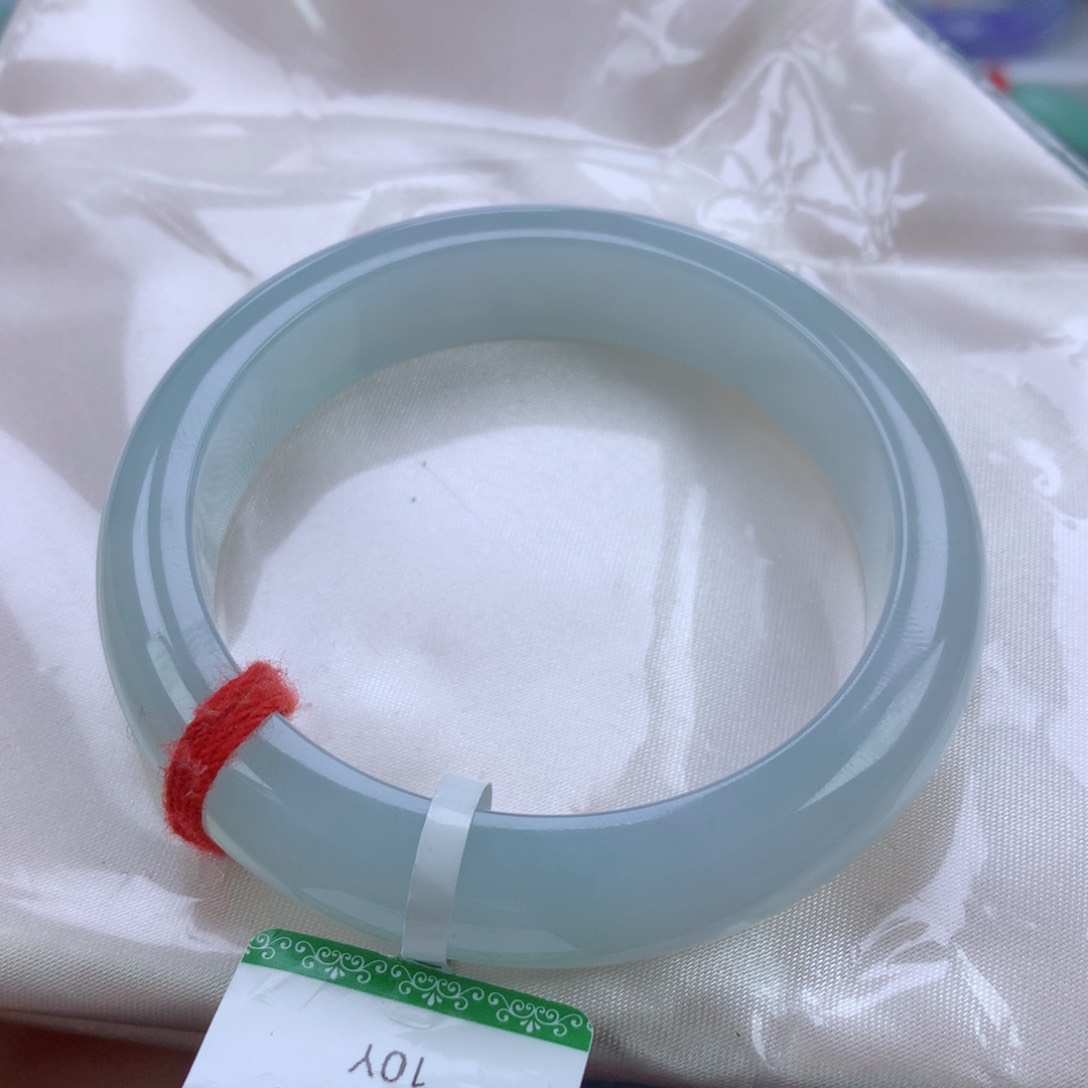 翡翠手镯未镶嵌53.8正