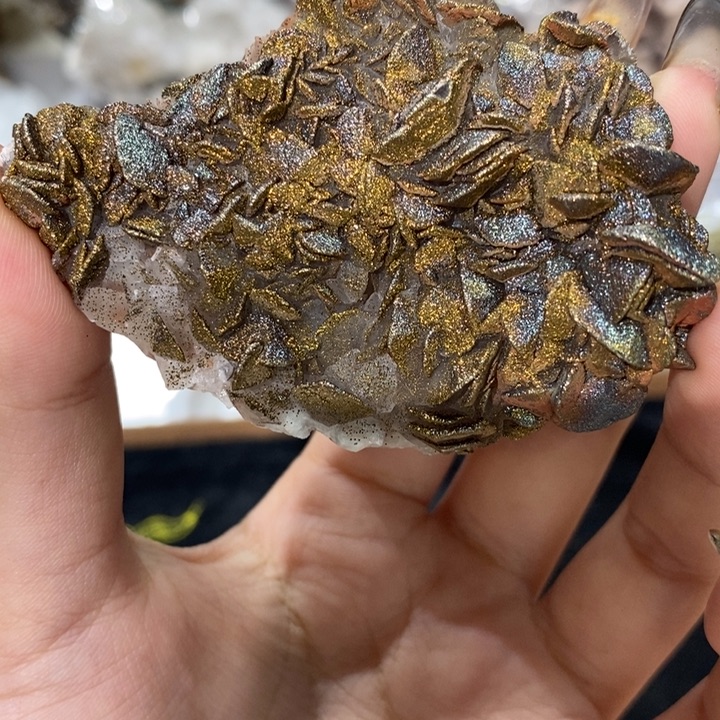 石材湖北奔驰头满彩流铁方解